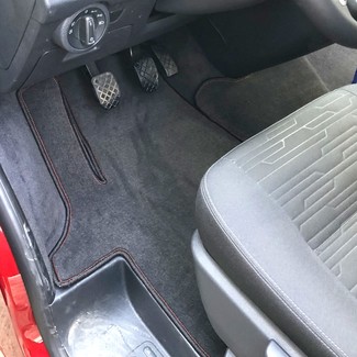 Коврики на Volkswagen Multivan (T6) 2015 - 2019 в Саранске