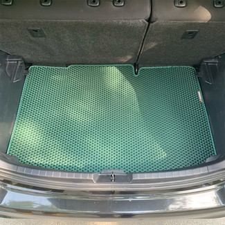 Коврики на Toyota Vitz III 2010 - 2020 в Саранске