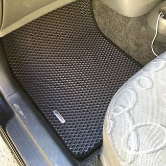 Коврики на Toyota Vitz I 1998 - 2005 в Саранске