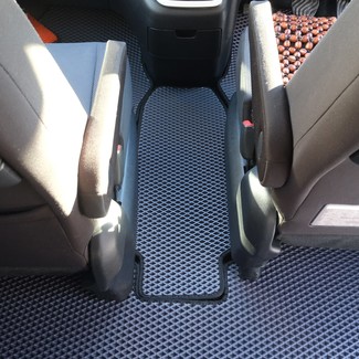Коврики на Nissan Serena (C27) 2016 - 2022 в Саранске