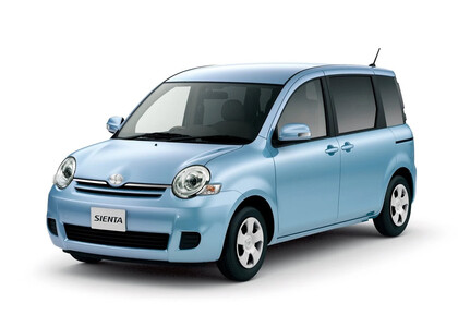 Коврики на Toyota Sienta I 2003 - 2015 в Саранске