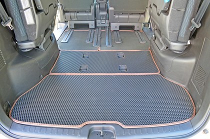 Коврики на Nissan Serena (C26) 2010 - 2016 в Саранске