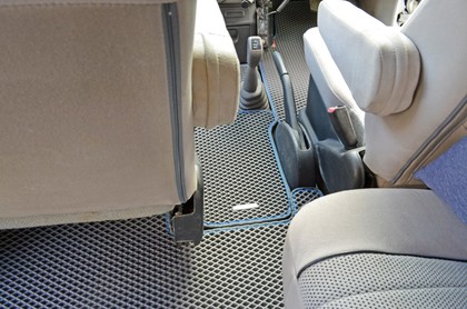 Коврики на Mitsubishi Delica 4 1994 - 2007 в Саранске