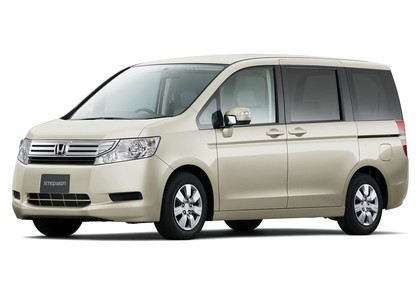 Коврики на Honda StepWGN IV 2009 - 2015 в Саранске