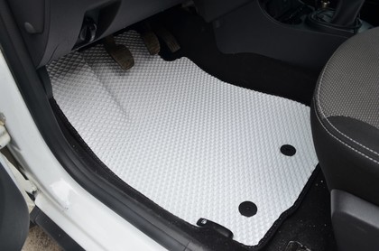 Коврики на Renault Duster I 2011 - 2021 в Саранске